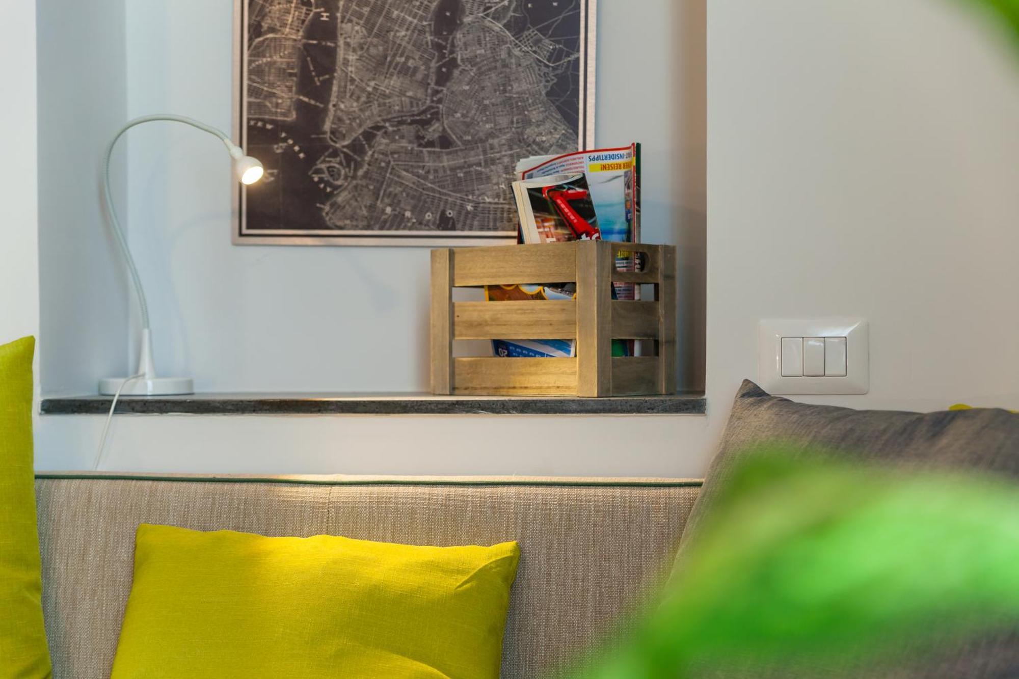 Melograno Undici Aparthotel Ercolano Ruang foto