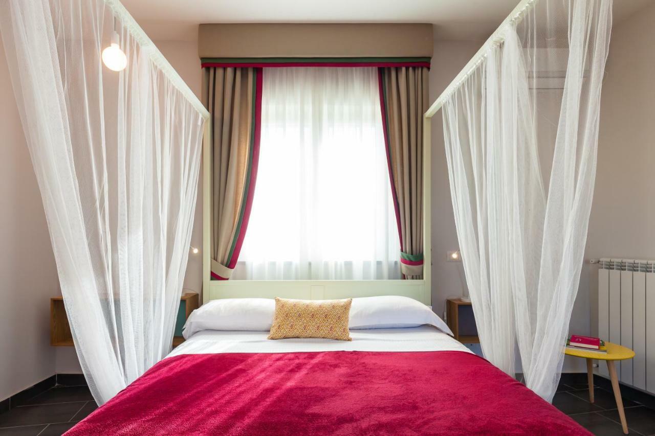 Melograno Undici Aparthotel Ercolano Bagian luar foto