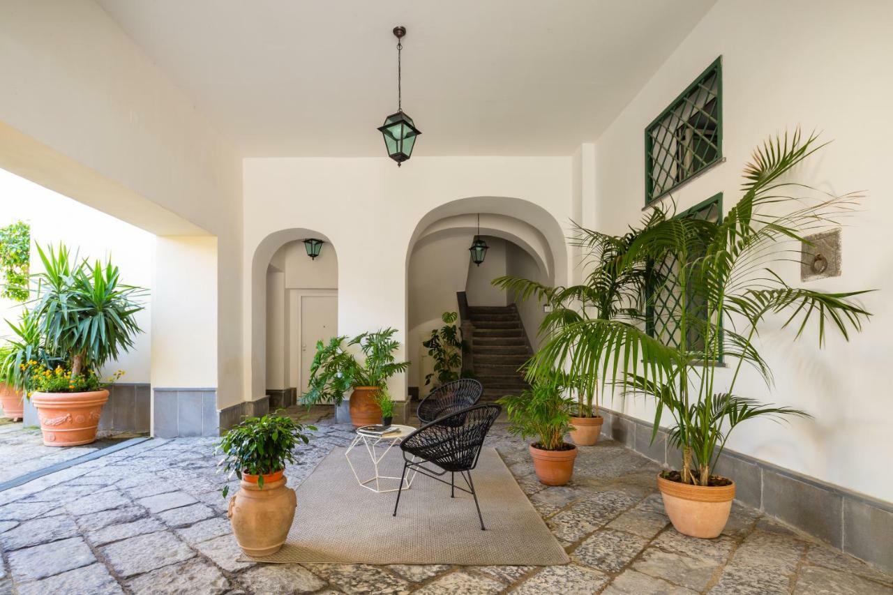 Melograno Undici Aparthotel Ercolano Bagian luar foto