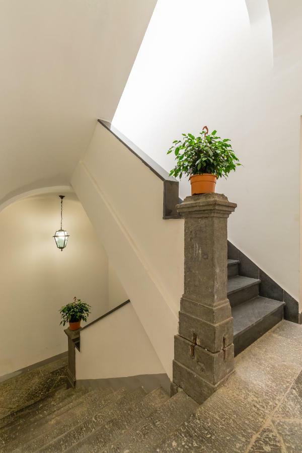 Melograno Undici Aparthotel Ercolano Bagian luar foto