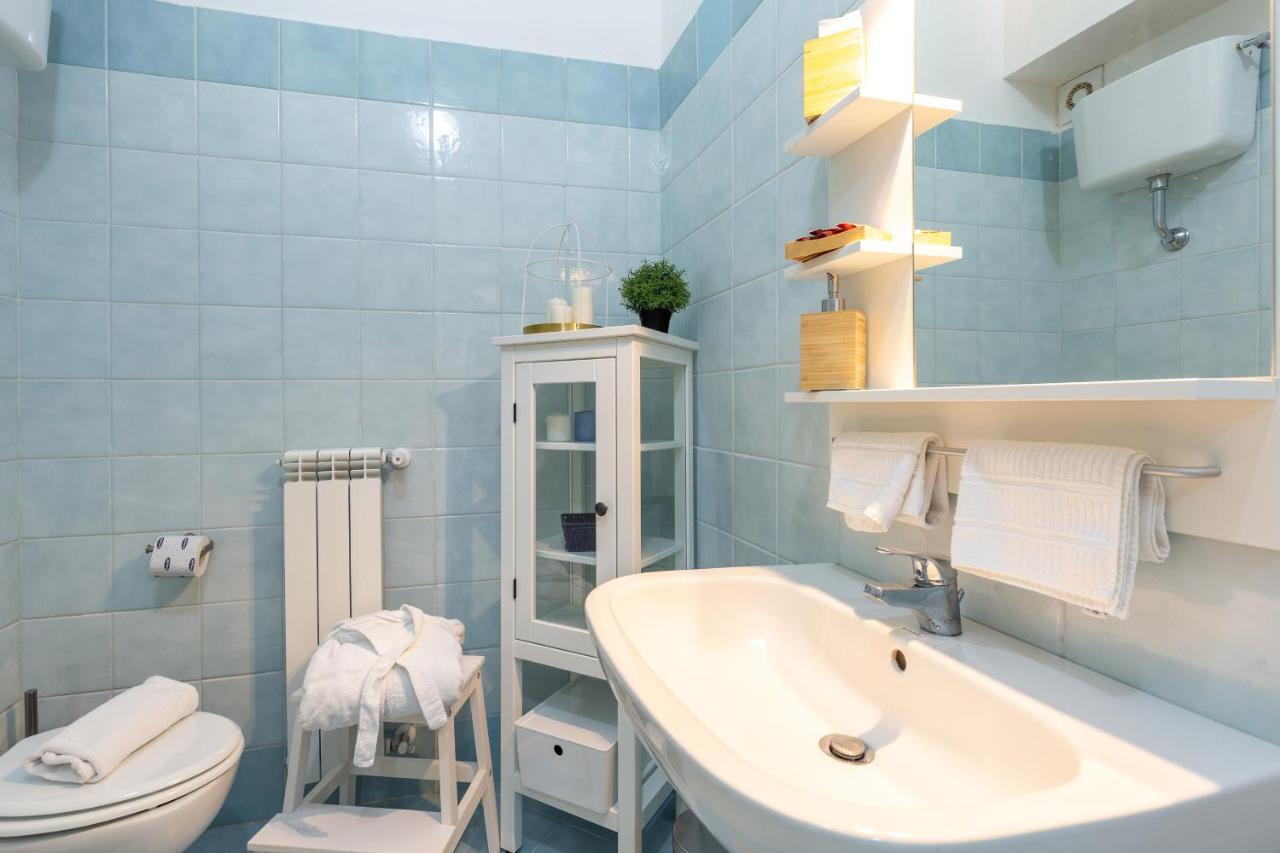 Melograno Undici Aparthotel Ercolano Ruang foto